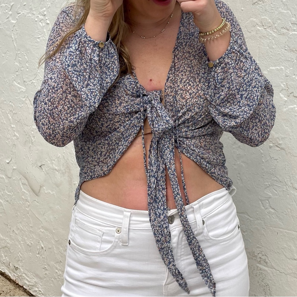 Princess Polly Blue Floral Top size Small